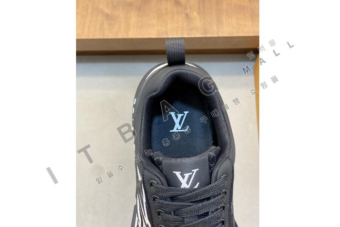���̺���  ���� ����Ŀ�� YF6662