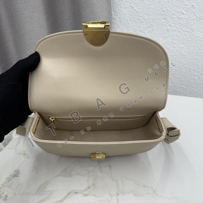��� �޴޸��� �̵�� �÷���   DR1341-8   26/�Ż�  