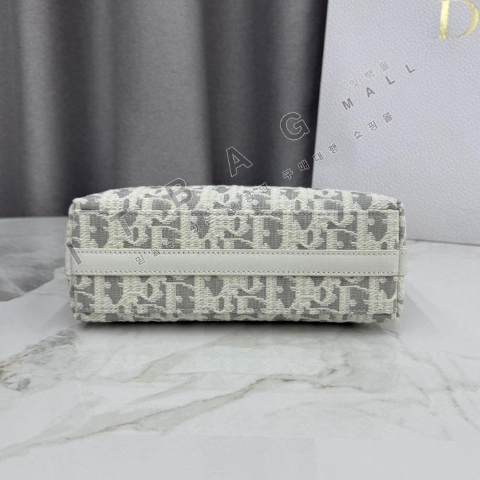 ���  �̽� ī�� ��ø� ü�� �� �̴�   DR09461-5   25/�Ż�  