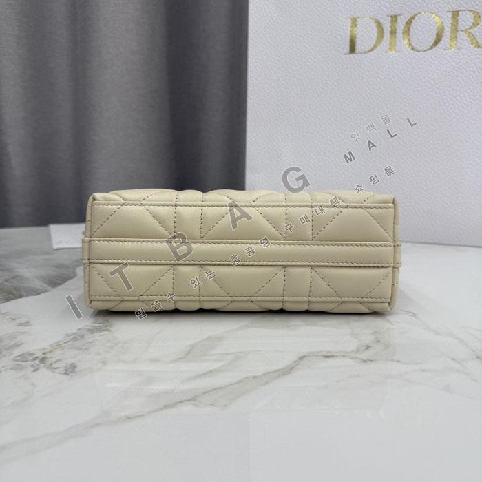 ���  �̽� ī�� ��ø� ü�� �� �̴�   DR09461-6   25/�Ż�  