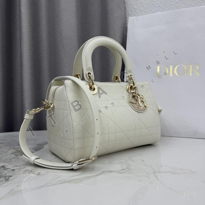��� �׶��� �� ����   DR1354   26/�Ż�  