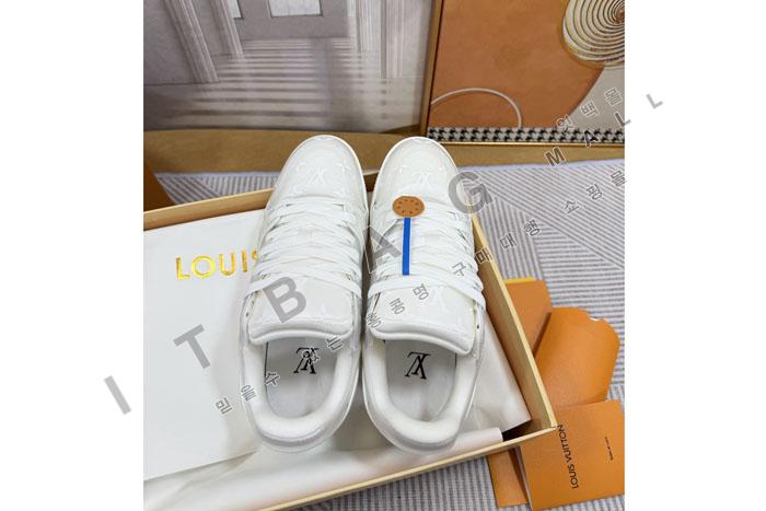 ���̺��� Ʈ���̳� ����Ŀ�� SP2613   ��������