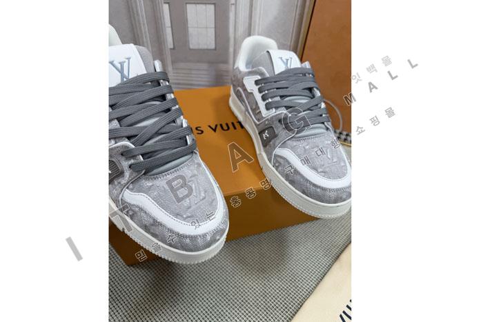 ���̺��� Ʈ���̳� ����Ŀ�� SP2614   ��������
