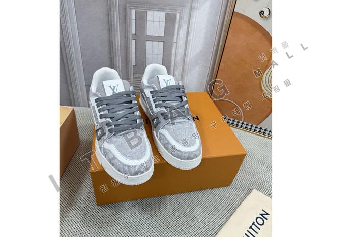 ���̺��� Ʈ���̳� ����Ŀ�� SP2614   ��������