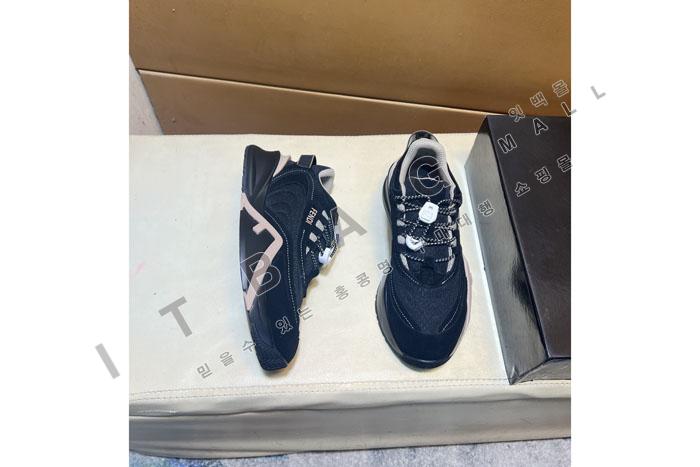 �ҵ� ����  ����Ŀ�� MYB2626  3�÷�