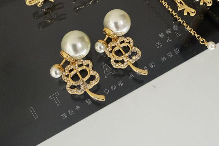 ���  Ʈ���̹� �Ͱ���  YL6659   26/�Ż�  