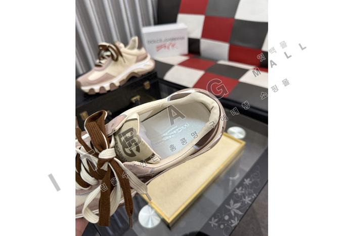 ��ü�ذ��ٳ� ���� ����Ŀ�� MYB0666