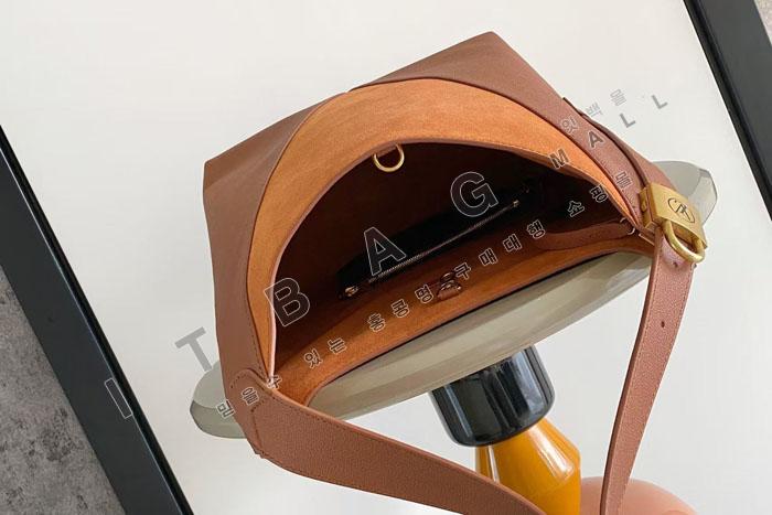 ���̺��� �ο� Ű ȣ�� MM   M29144-1   25/�Ż� 