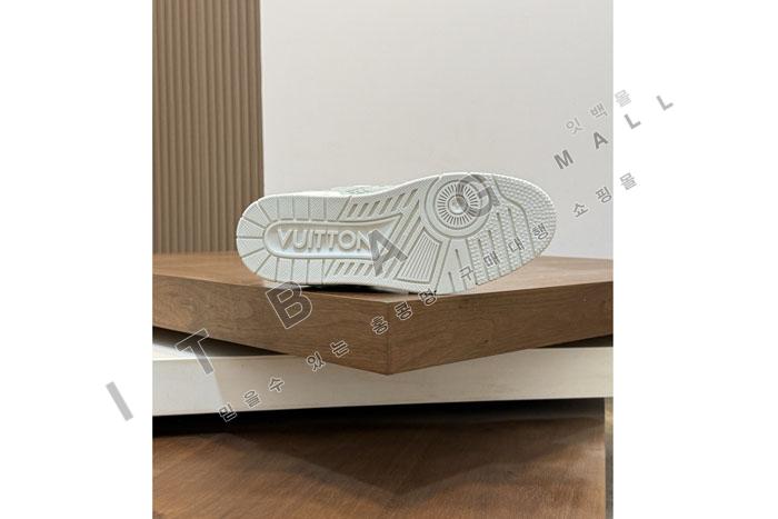 ���̺��� Ʈ���̳� ����Ŀ��  YF1634-2 ��  ��������