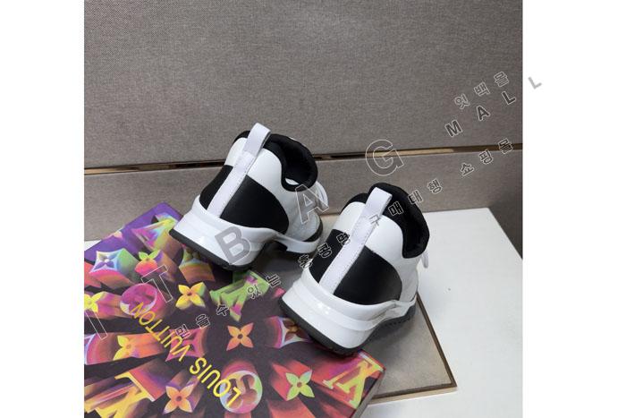 ���̺��� ���� ����Ŀ�� YF4936