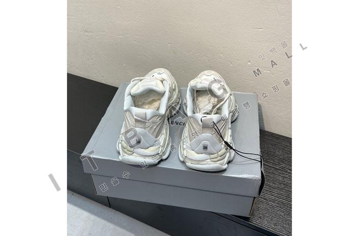 �߷��þư� Ʈ���� S.2 ����Ŀ�� YF3503-2     ��������