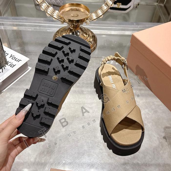 �̿�̿� ������ ����   YIBU3268   26/�Ż�    5CM