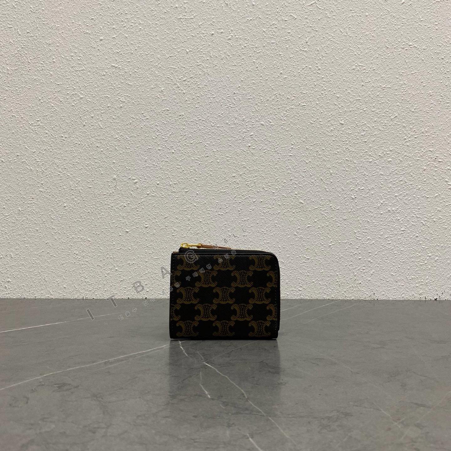 ������ ����  10002 