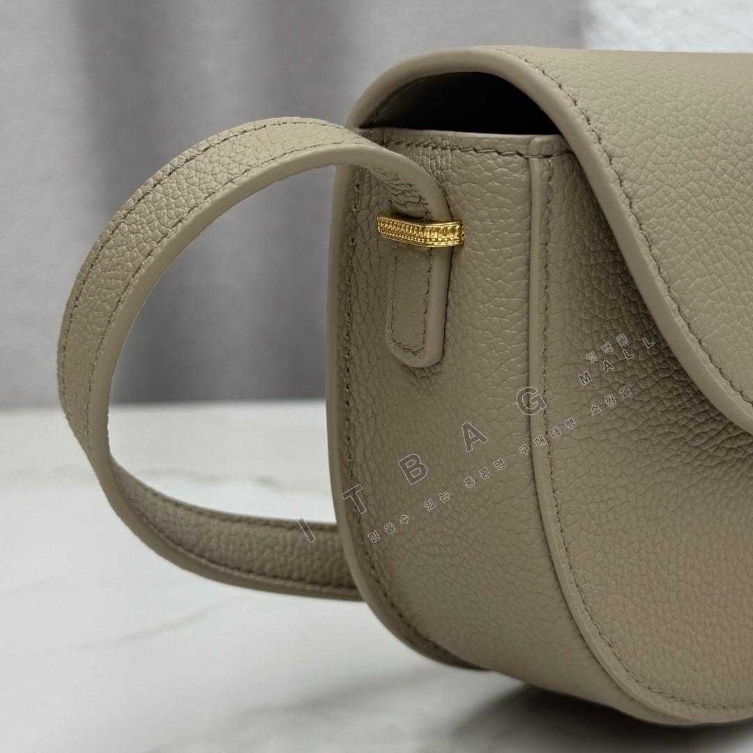 ��� �޴޸��� ����  �÷���  DR1356-7    26/�Ż�  