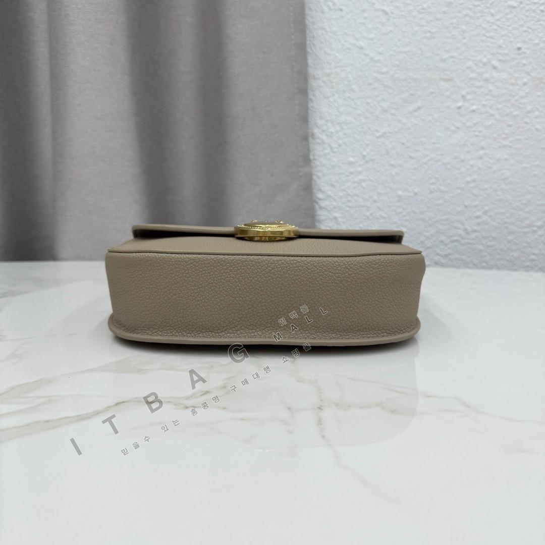 ��� �޴޸��� ����  �÷���  DR1356-7    26/�Ż�  