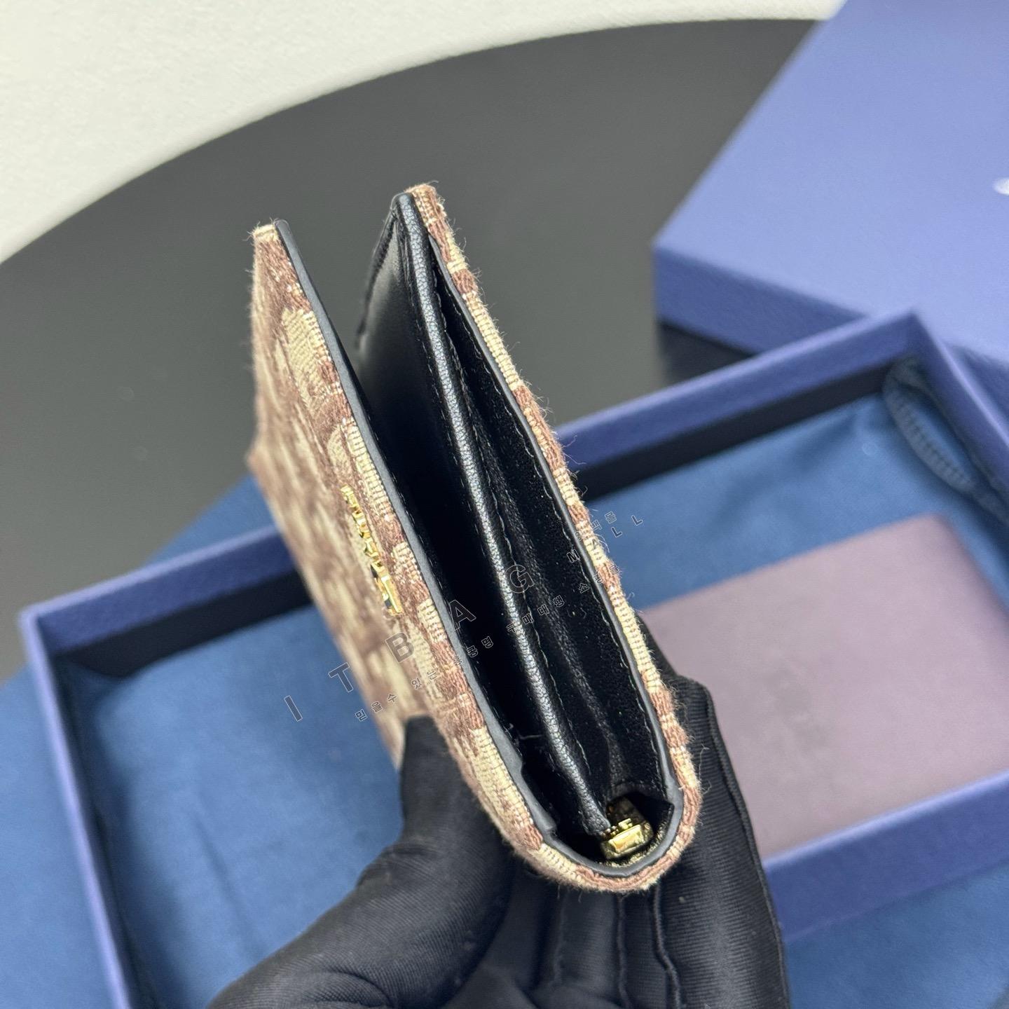 ��� 2�� ������   A82396   25/�Ż�  