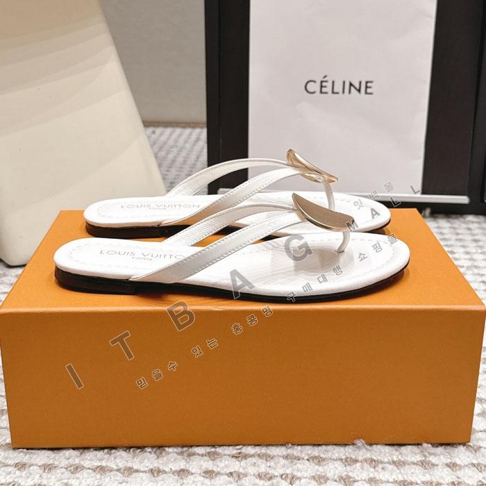 ���̺��� treasure  ����   YIBU3284-1   26/�Ż�  