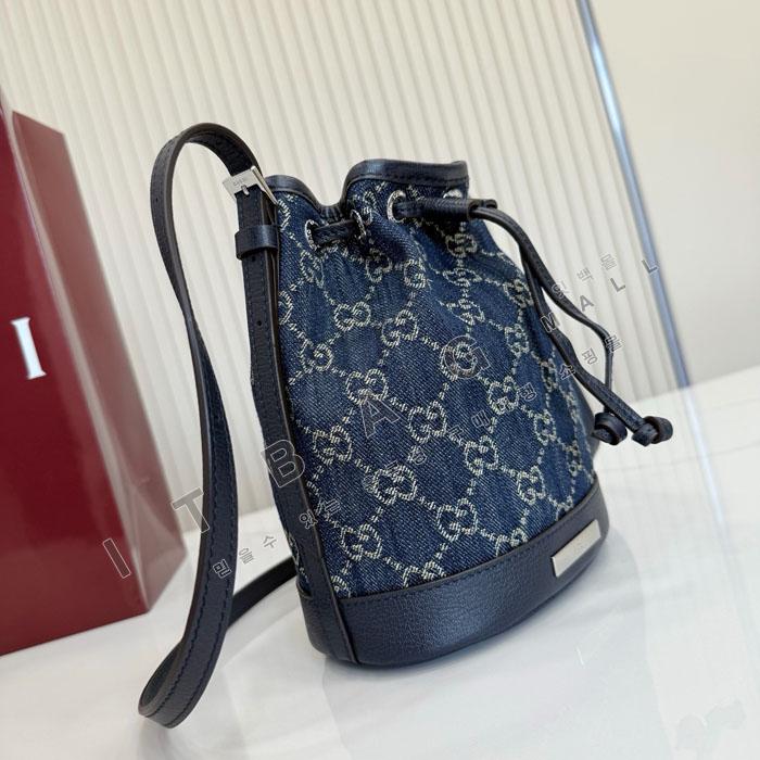 ���� �ö�ũ �̴� ��Ŷ�� 875802-1  26/�Ż�