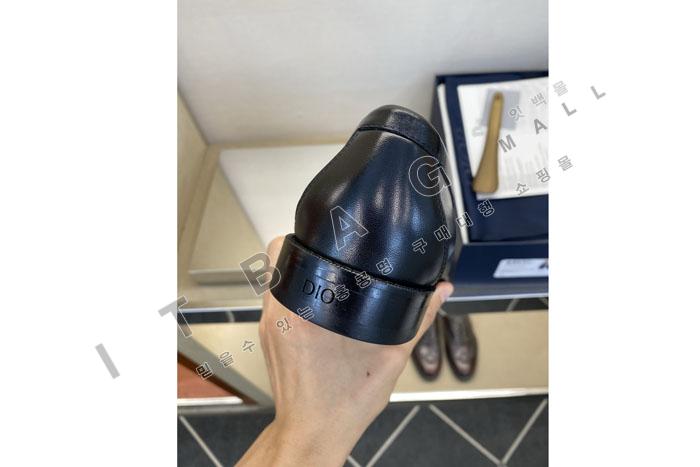 ���  ���� ����  YF9649 ��