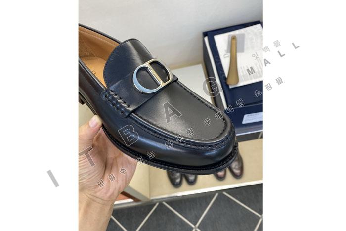 ���  ���� ����  YF9649 ��