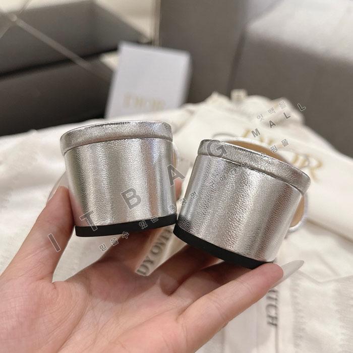 ��� ��� �� �����̵�  YIBU3299-3   26/�Ż�   3.5CM  
