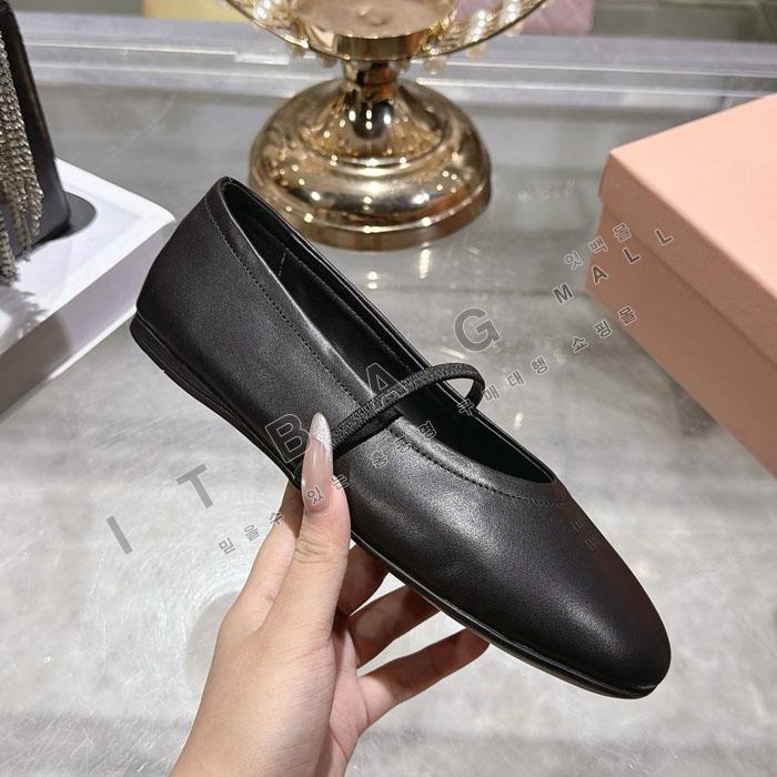 �̿�̿� ���� �߷�����  YIBU3310   26/�Ż�
