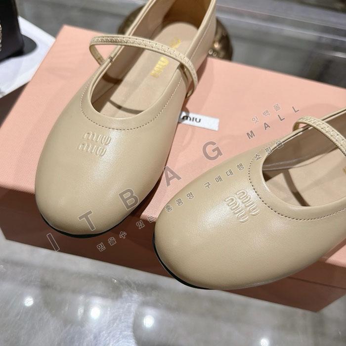 �̿�̿� ���� �߷�����  YIBU3310-3   26/�Ż�