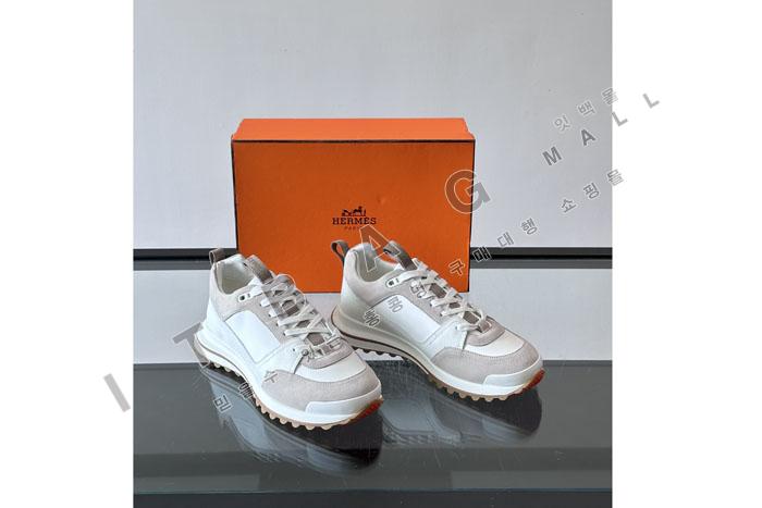 �����޽� ���� ����Ŀ�� YF6703 ��