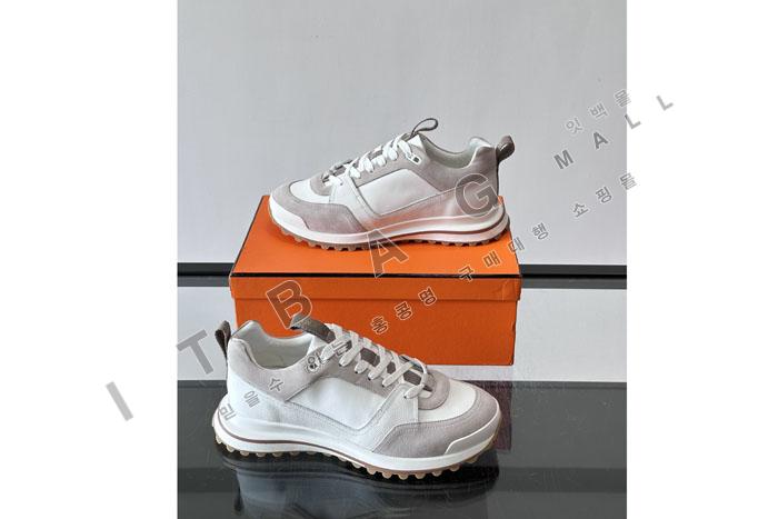 �����޽� ���� ����Ŀ�� YF6703 ��