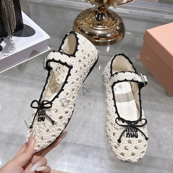 �̿�̿�  �߷�����  YIBU3311-1   26/�Ż�