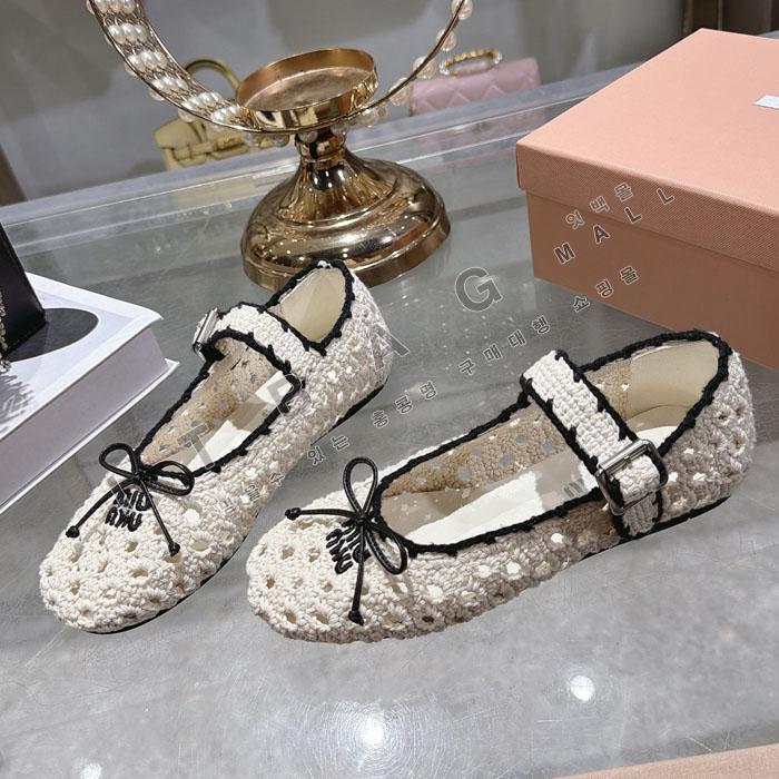 �̿�̿�  �߷�����  YIBU3311-1   26/�Ż�