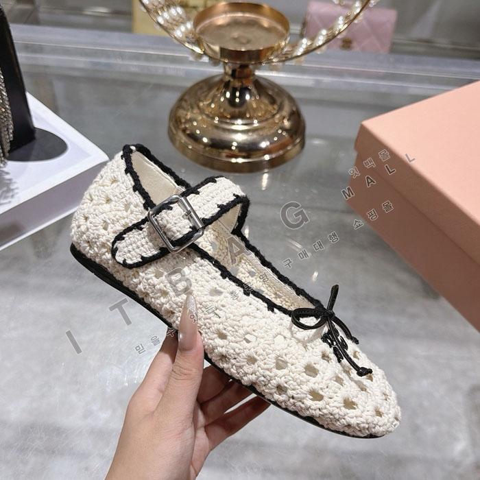 �̿�̿�  �߷�����  YIBU3311-1   26/�Ż�