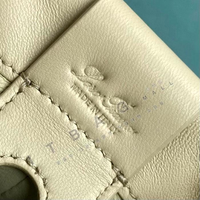 �η��ǾƳ� ���� ����ũ �̴� ��Ŷ��  LP4827   23/�Ż� 