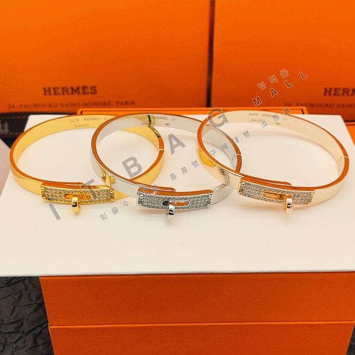 �����޽�  �극�̽���  YUE2319   3�÷�