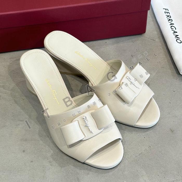 �䷹���� �ٶ� ���� �����̵�   YIBU3321-1    26/�Ż�    4.5CM