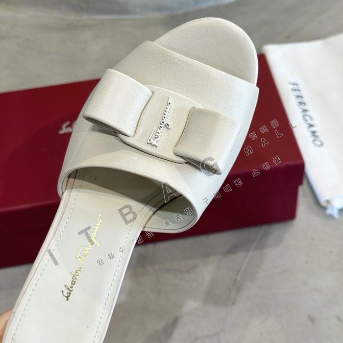 �䷹���� �ٶ� ���� �����̵�   YIBU3321-1    26/�Ż�    4.5CM
