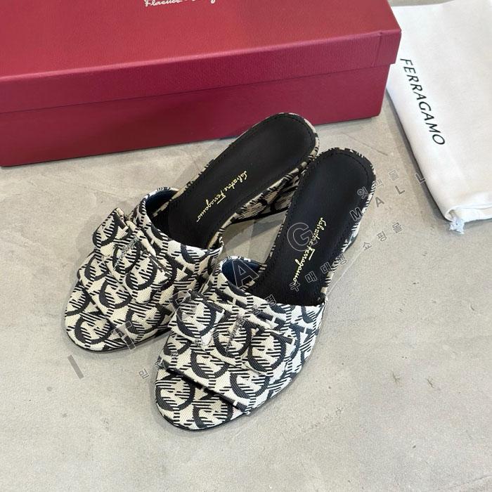 �䷹���� �ٶ� ���� �����̵�   YIBU3321-2    26/�Ż�    4.5CM