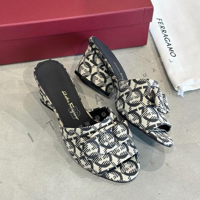 �䷹���� �ٶ� ���� �����̵�   YIBU3321-2    26/�Ż�    4.5CM