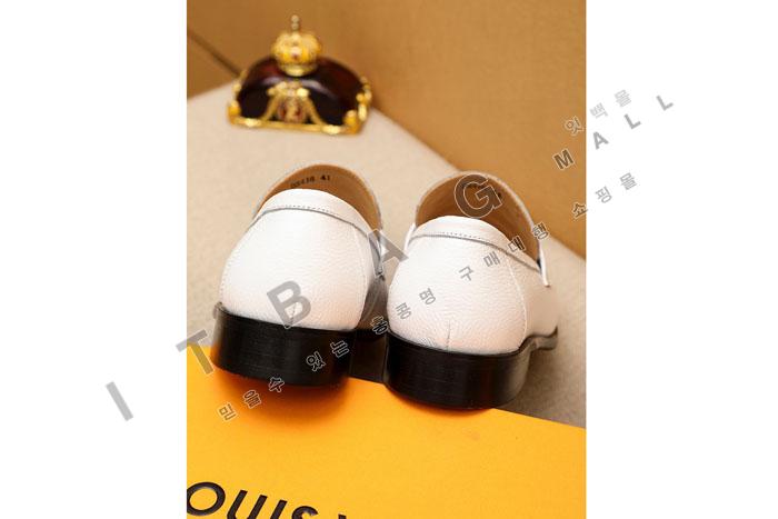 ���̺���  ���� ����  MYB2614