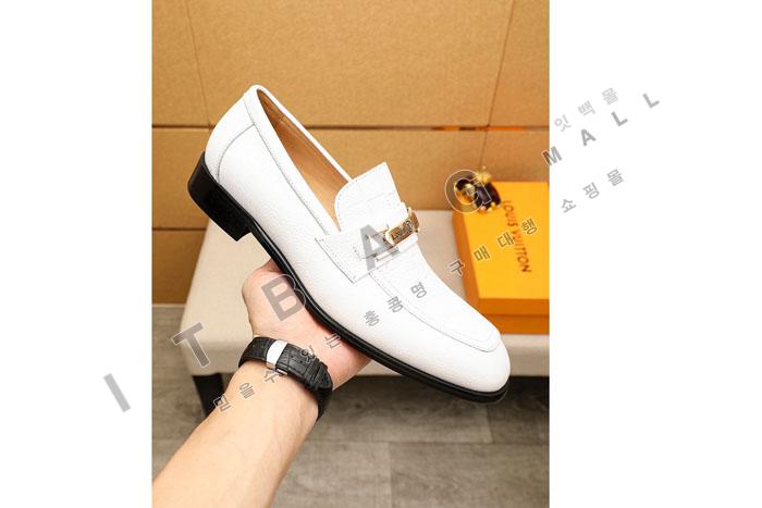 ���̺���  ���� ����  MYB2614