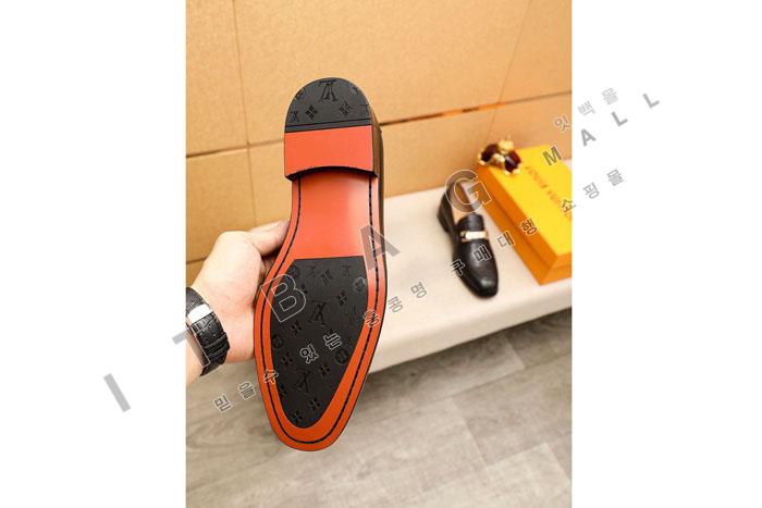 ���̺���  ���� ����  MYB2615