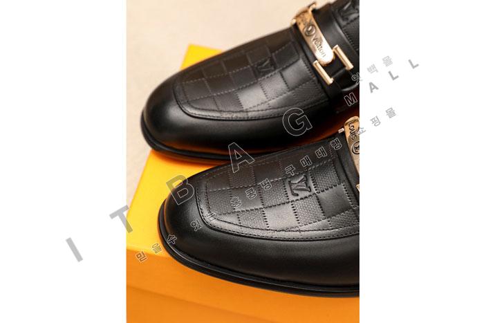 ���̺���  ���� ����  MYB2615