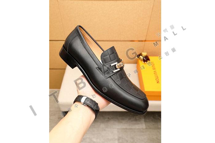 ���̺���  ���� ����  MYB2615