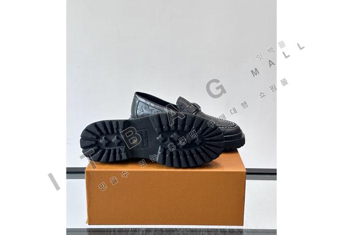���̺��� ���� ����  YF0650 ��