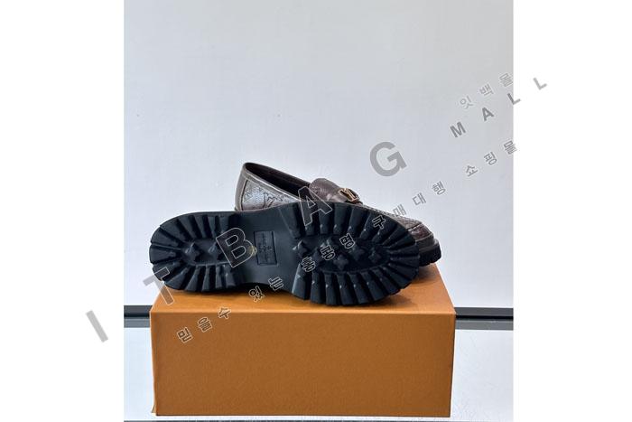 ���̺��� ���� ����   YF0650-1 ��