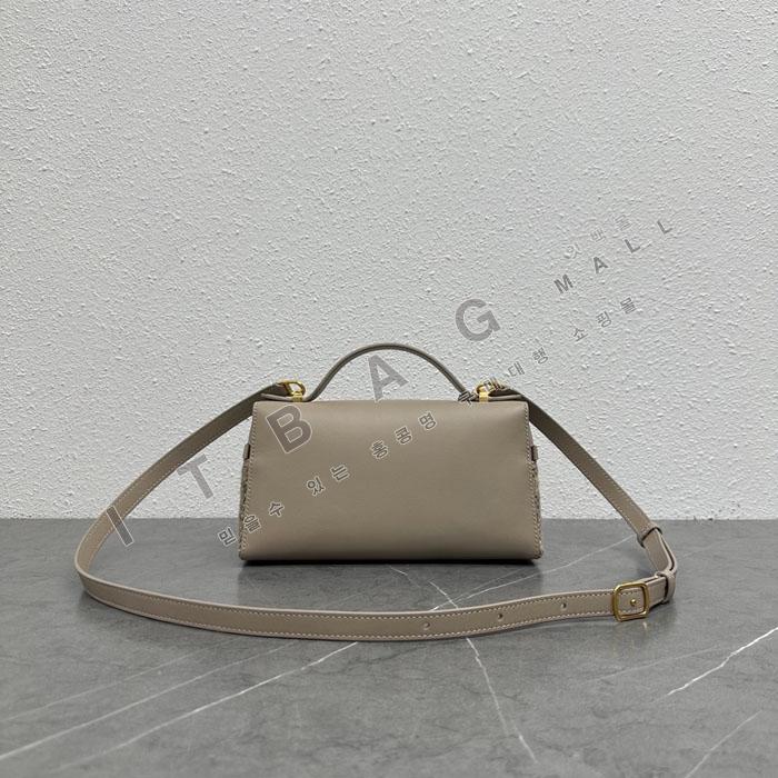 �η��ǾƳ� ����Ʈ�� �� L23  LP4828-4   23/�Ż�  ����ī, ���� ��