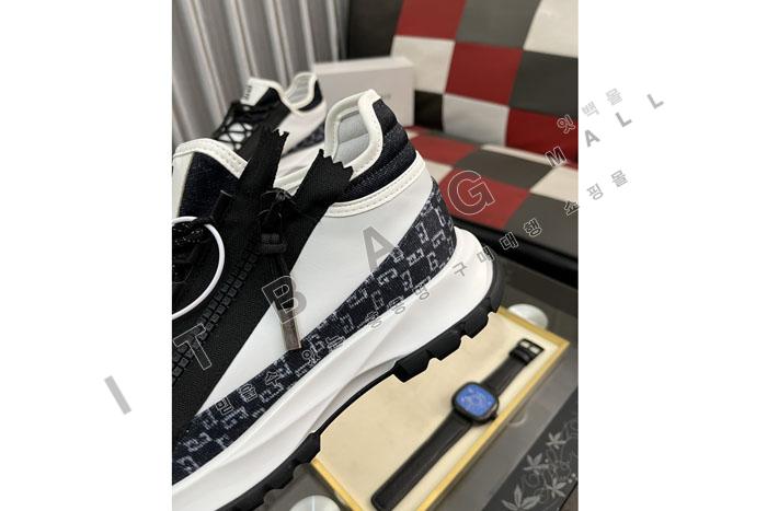 ����� ���� ����Ŀ��  MYB2313