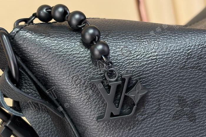 ���̺��� �谡�� ȣ����  M27856  26/�Ż�