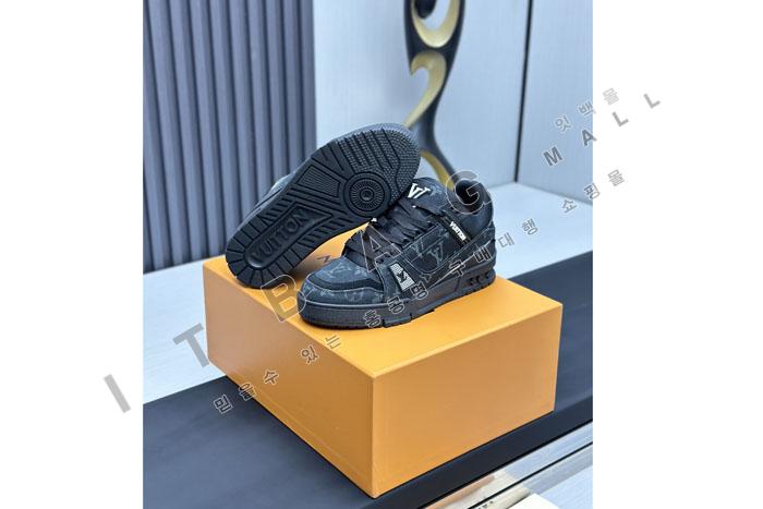 ���̺��� ���� Ʈ���̳� ����Ŀ��  SP5102-1