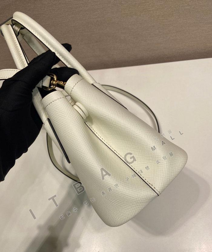 ����� �κ��� ���ǾƳ� ���� �̴Ϲ�  1BA497   26/�Ż�